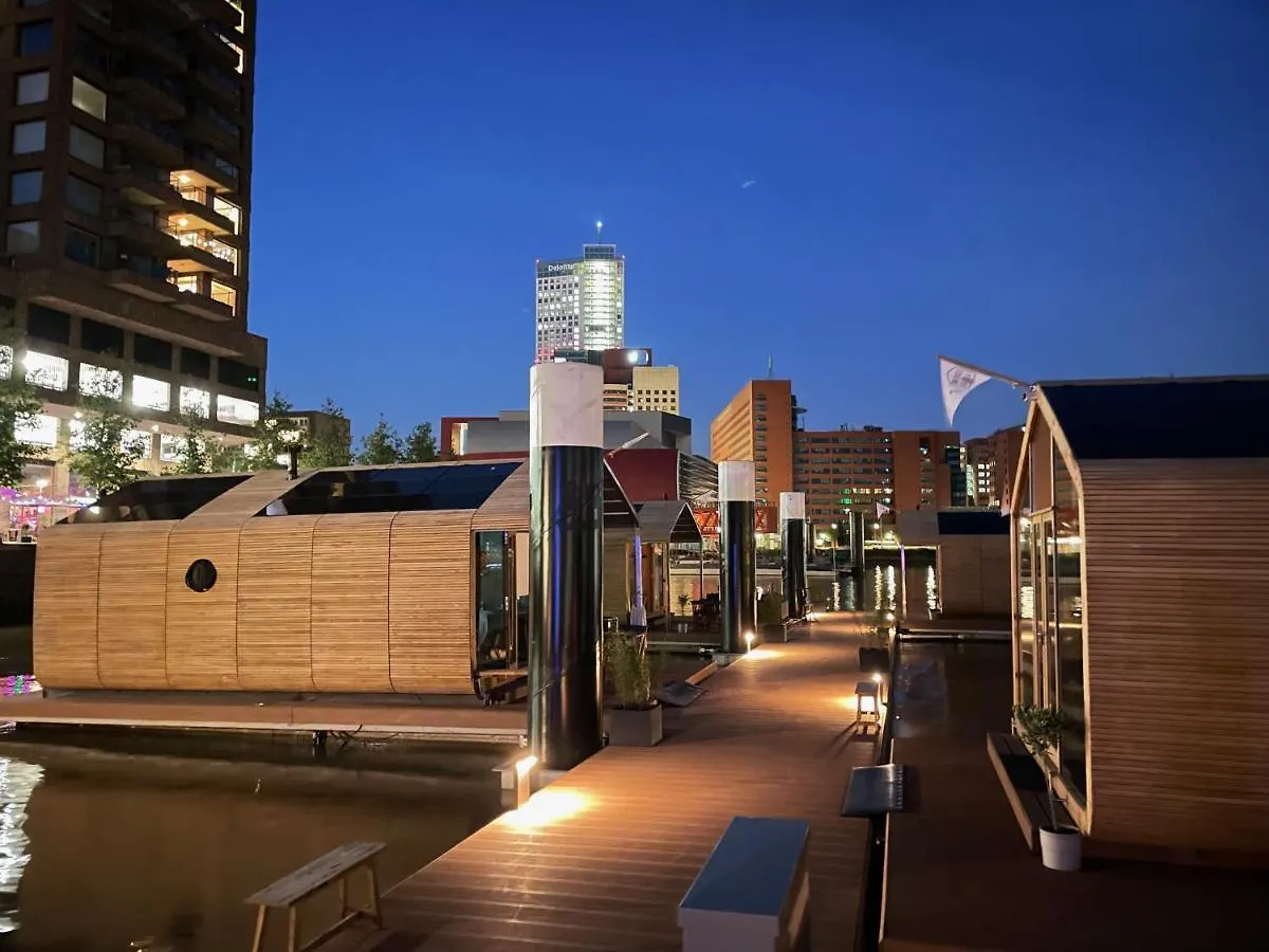 Villa Wikkelboats At Floating Rotterdam Rijnhaven 0*,  Pays-Bas